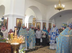 Архиерейское Богослужение в честь престольного праздника Покровского храма г. Доброполье