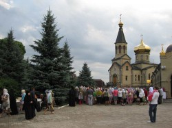 Престольный праздник в Свято-Сергиевском монастыре