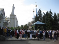 Юбилейные празднества на Донце в честь 25-летия возрождения Святогорского монастыря